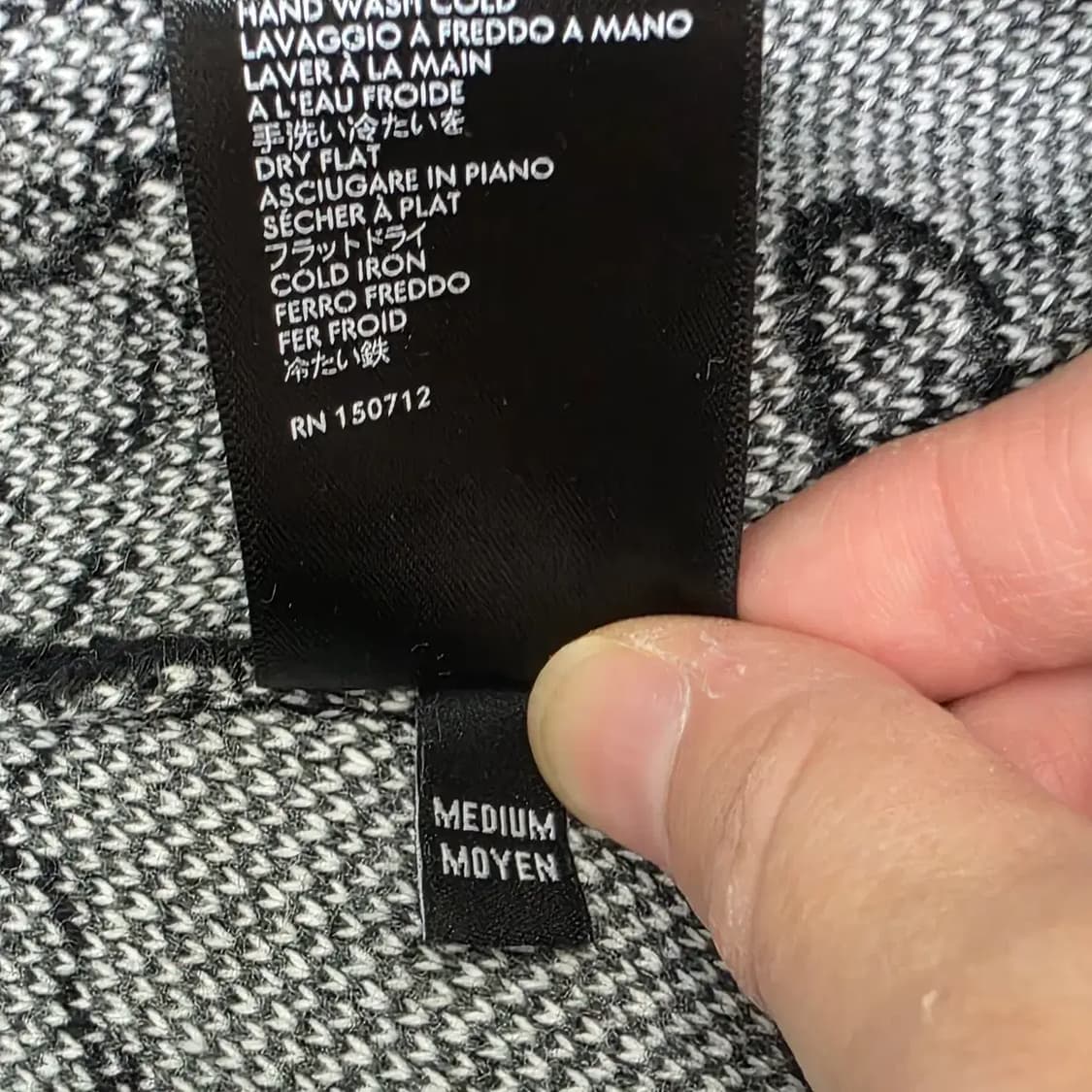 정품 Amiri 아미리 반다나 니트 반바지 M 상품이미지10