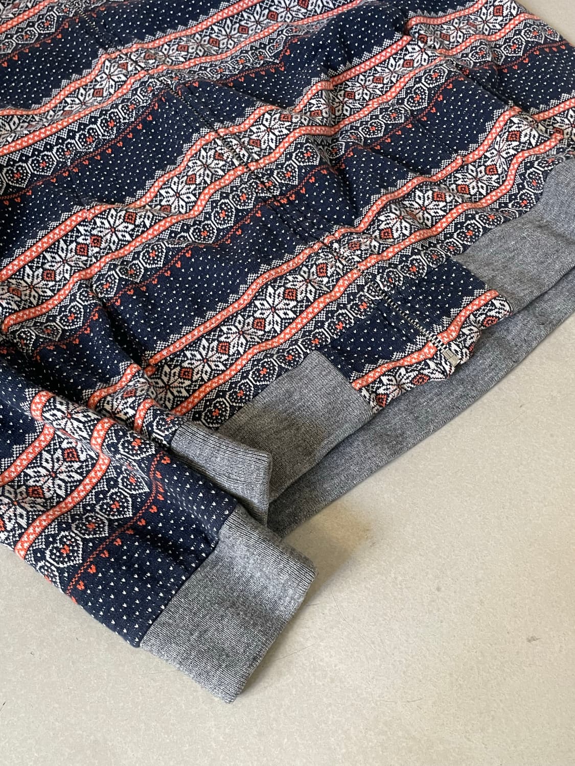 스나오 쿠와하라 후드집업 상품이미지3