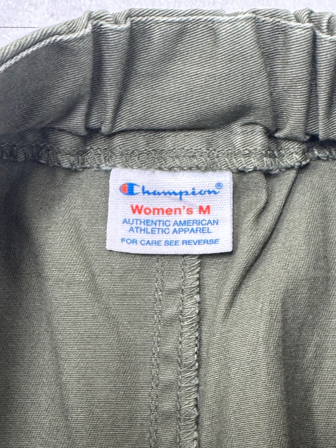 •Champion 로고 벨트 카키 미디 스커트  상품이미지4