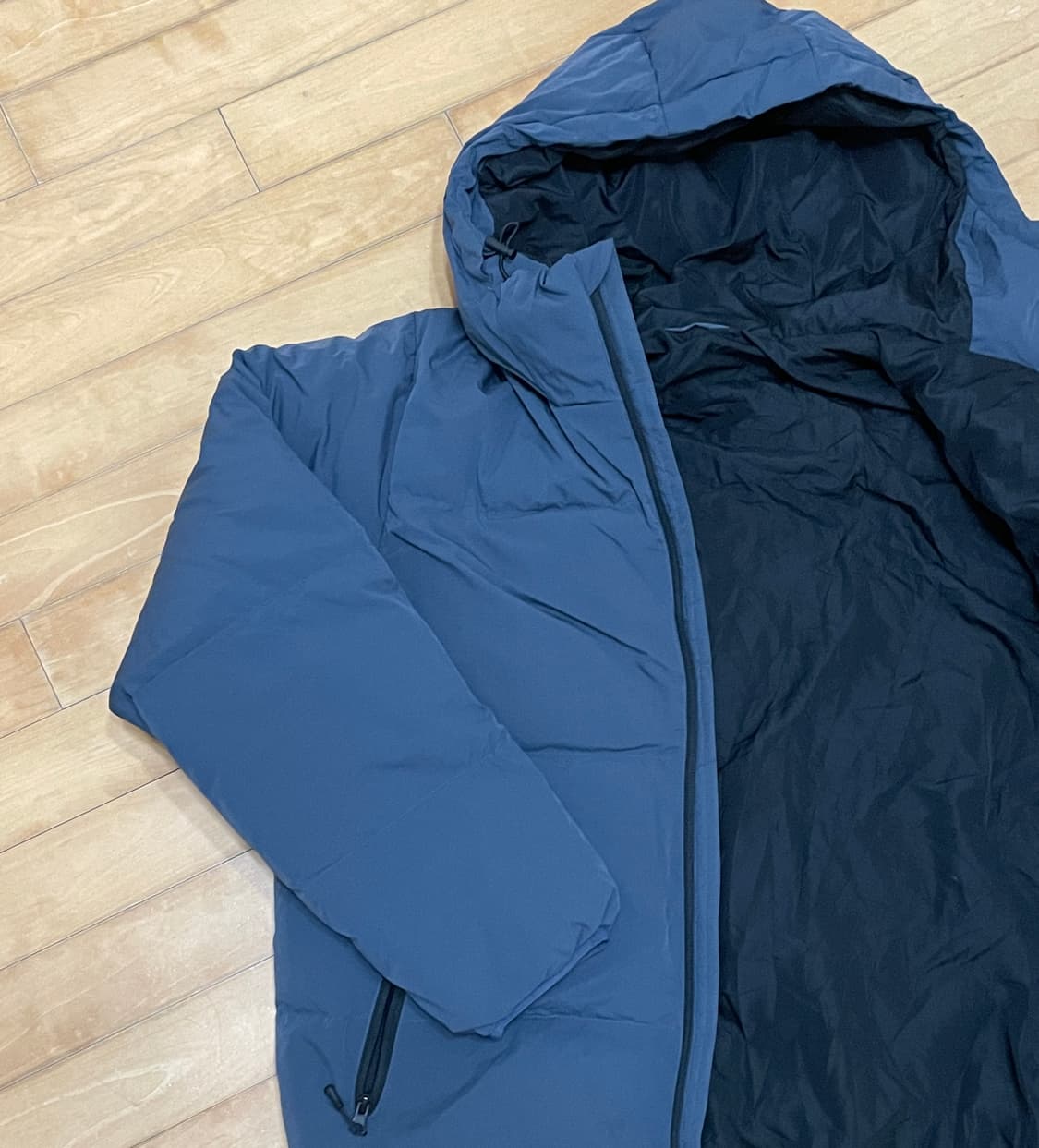 GU 더스티 네이비 패딩 상품이미지3