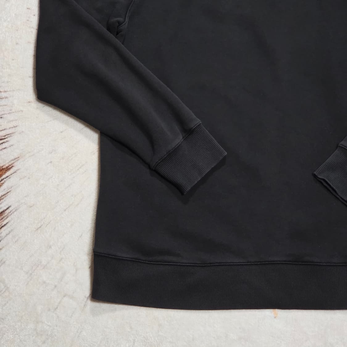 마블 아이언맨 블랙 맨투맨 상품이미지6