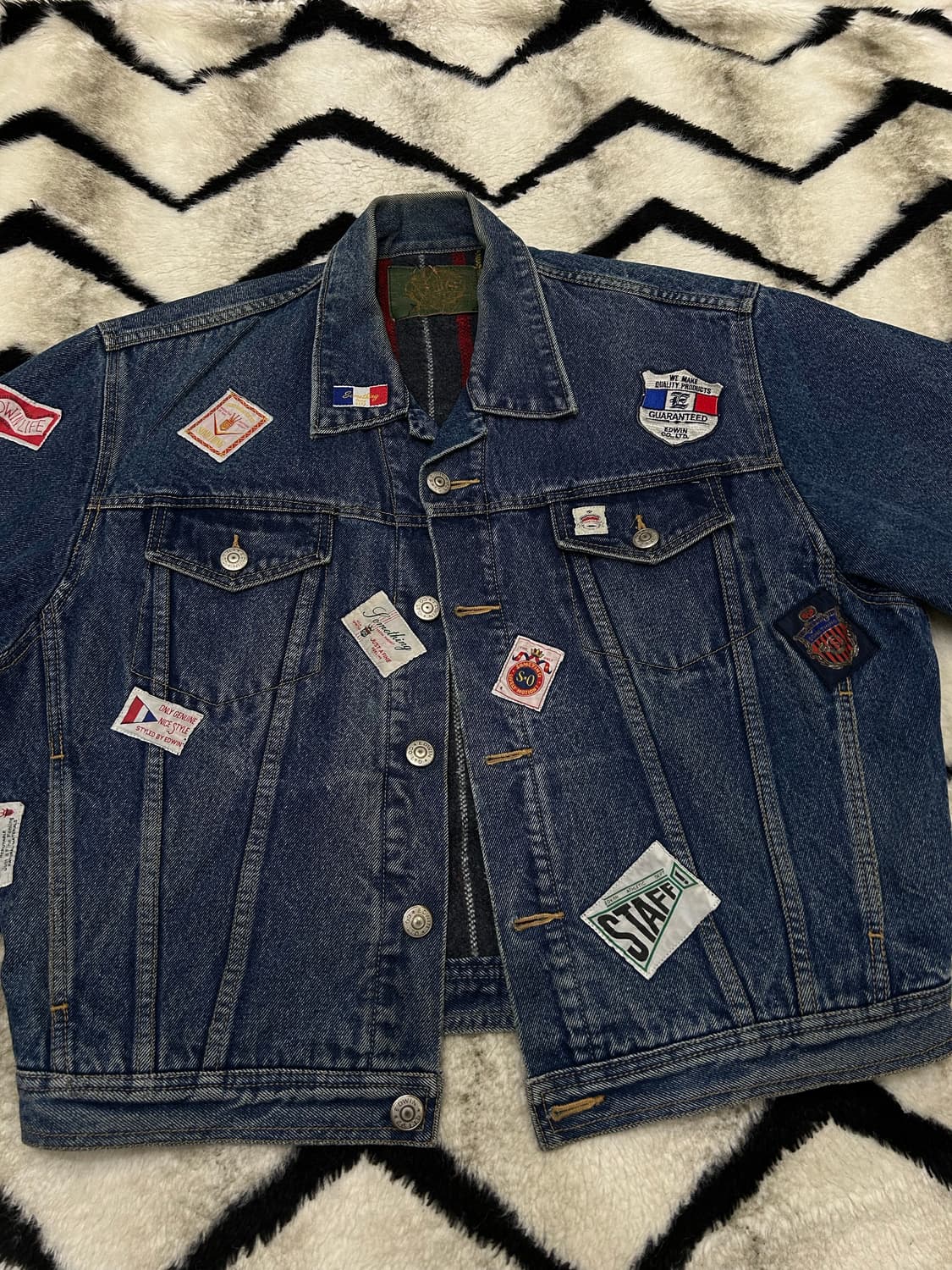 [M]에드윈 80s 패치드 누빔 오버핏 데님 자켓 상품이미지3