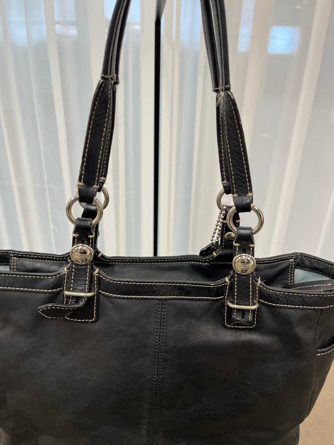 Coach Black Square Shoulder Bag 상품이미지8