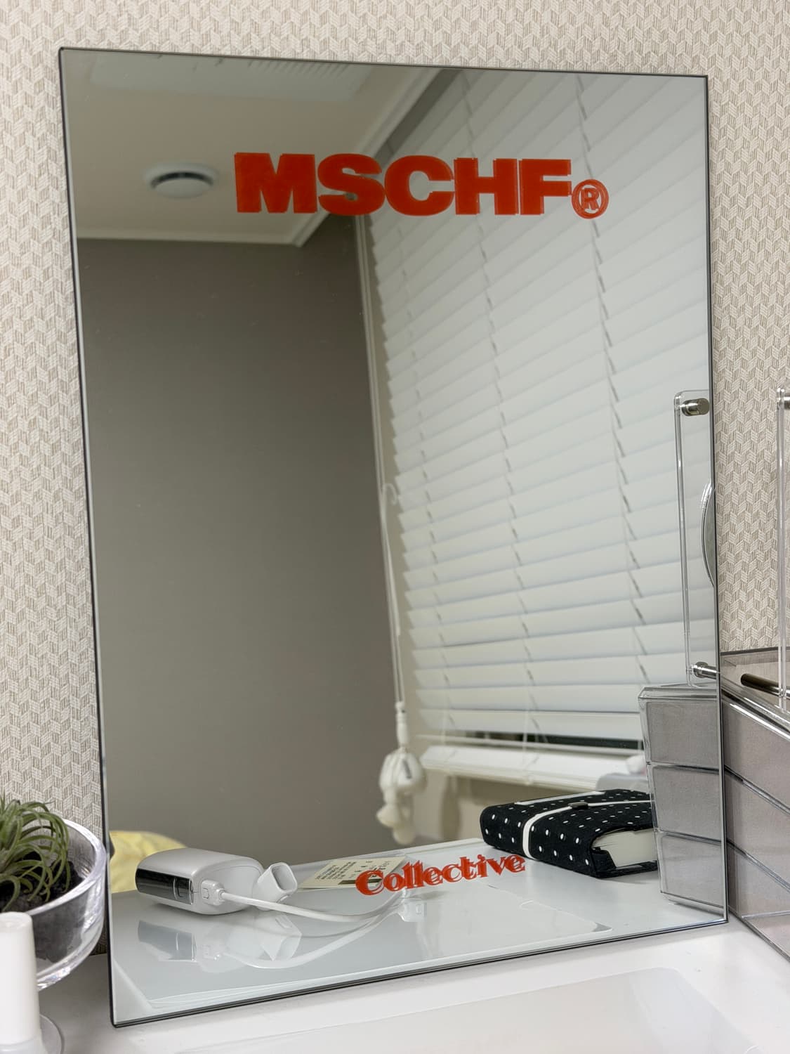 미스치프 거울 상품이미지1
