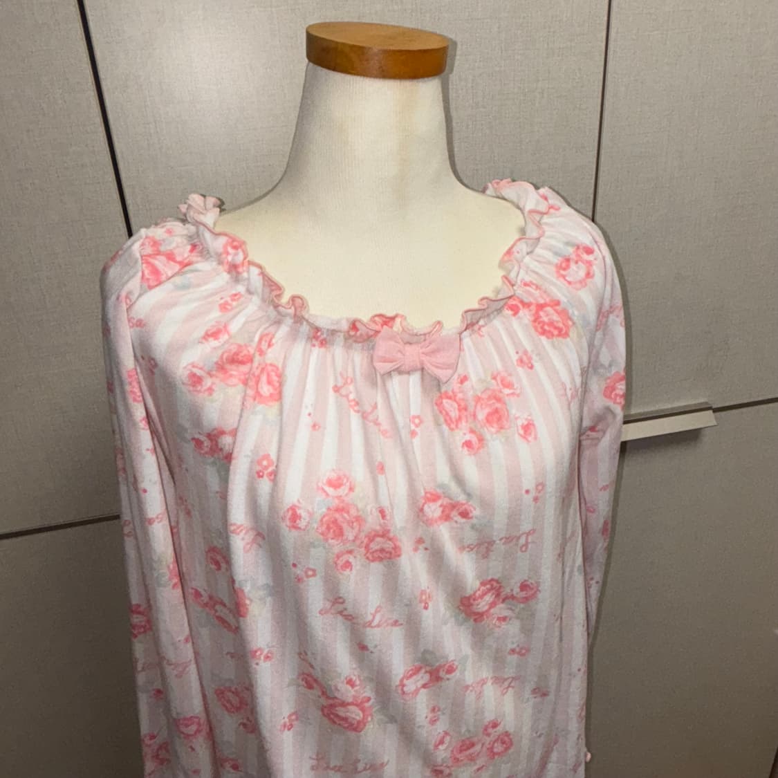 리즈리사 오프숄더 장미 원피스 상품이미지2