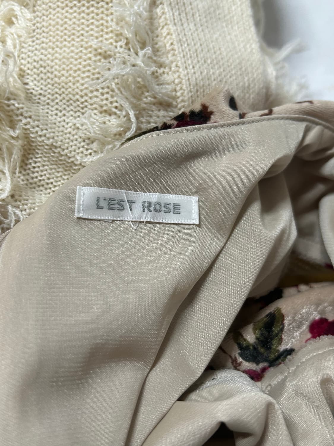 L’est rose 벨벳 플로럴 러플 원피스 고딕 상품이미지3