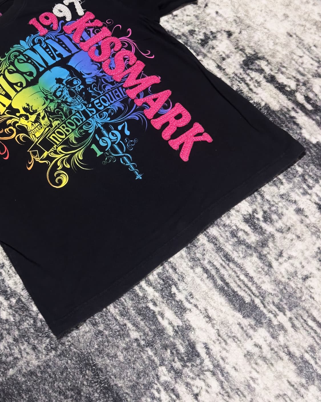 {Kissmark} Rainbow Skull Graphic Tee 상품이미지5