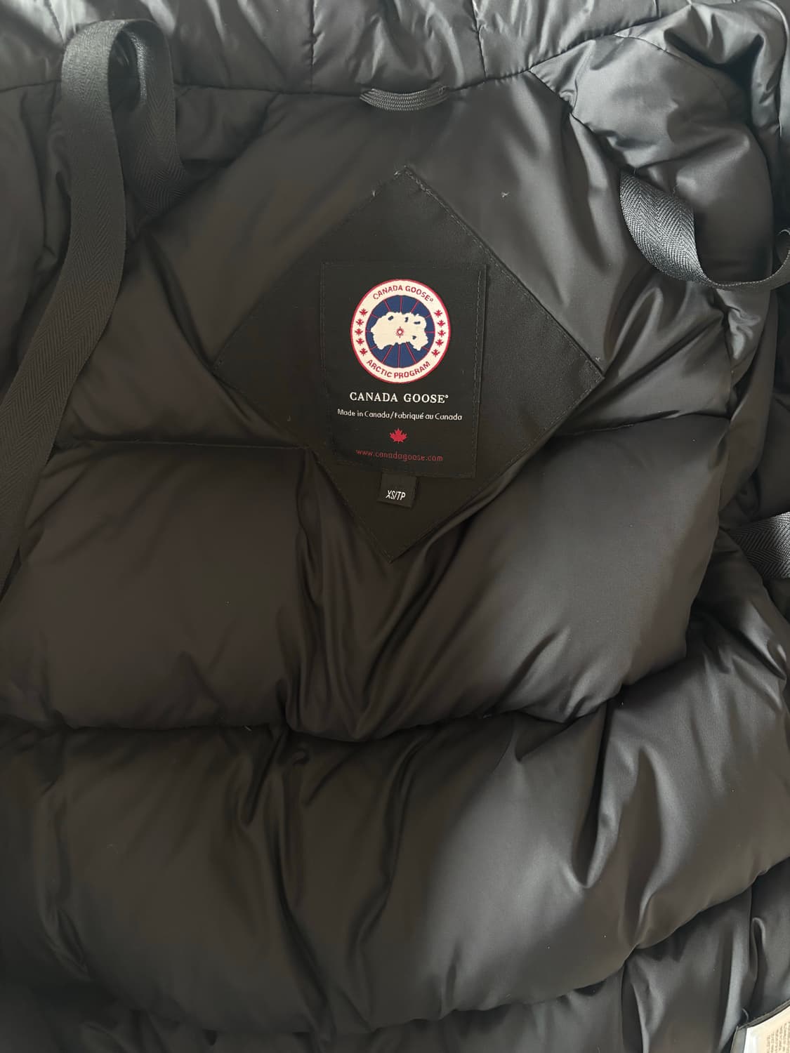 캐나다구스 숏패딩 상품이미지2