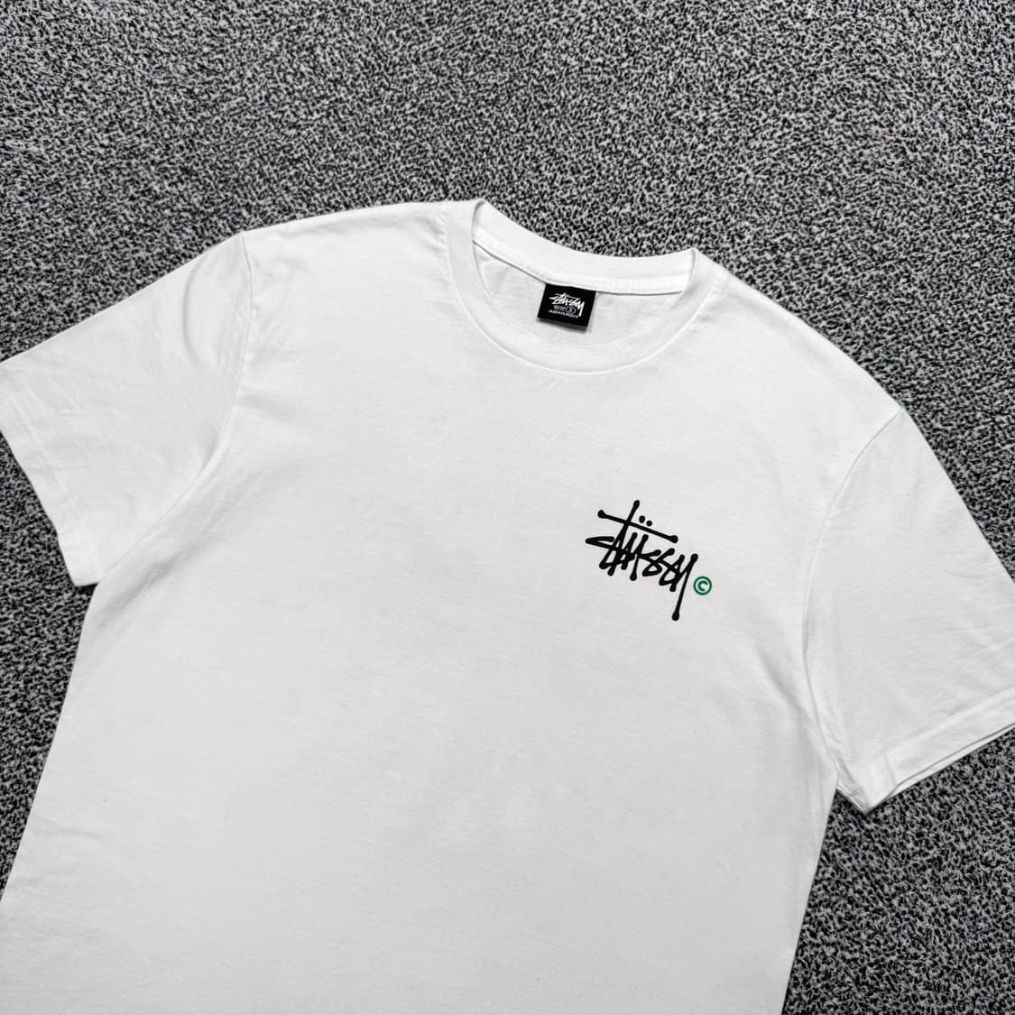 Name : 스투시 시그니처로고 화이트컬러 반팔티 :)  상품이미지3