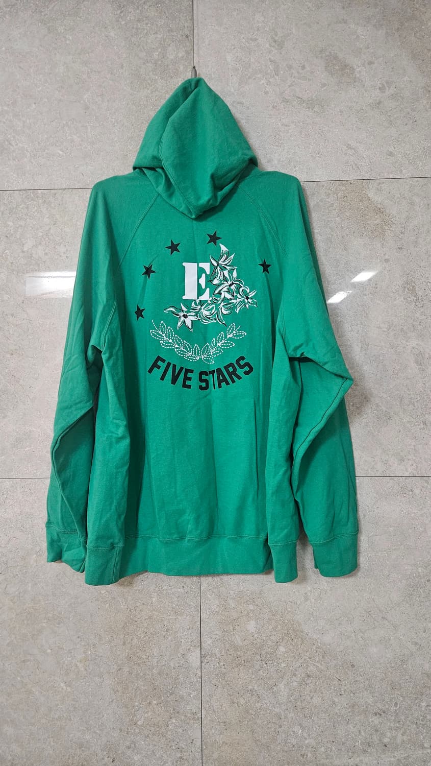 (새상품) "The editor" hoodie  
사이즈 2XL 상품이미지3