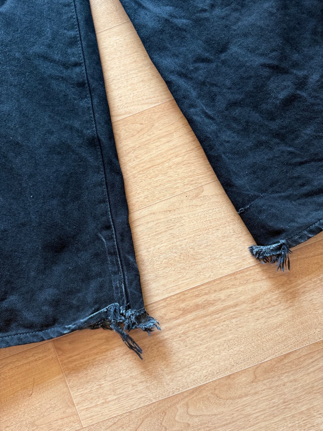 노페이스 스튜디오 블랙 셀비지 울트라 레귤러 L 상품이미지2