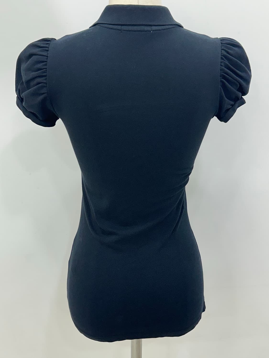 버버리 여성 블랙 반팔 상품이미지3