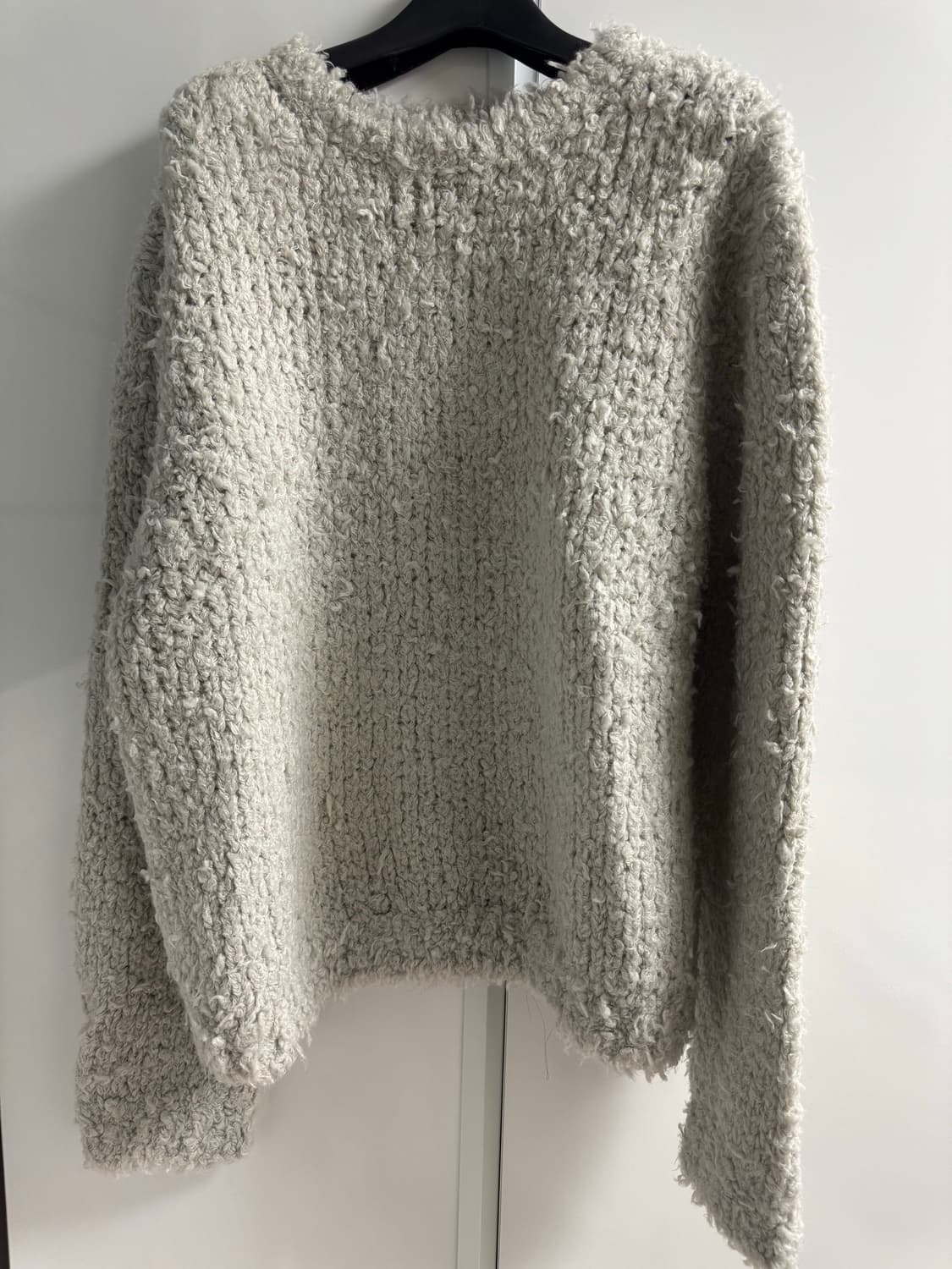 낫띵에브리띵 오버사이즈 퍼지 스웨터 상품이미지3