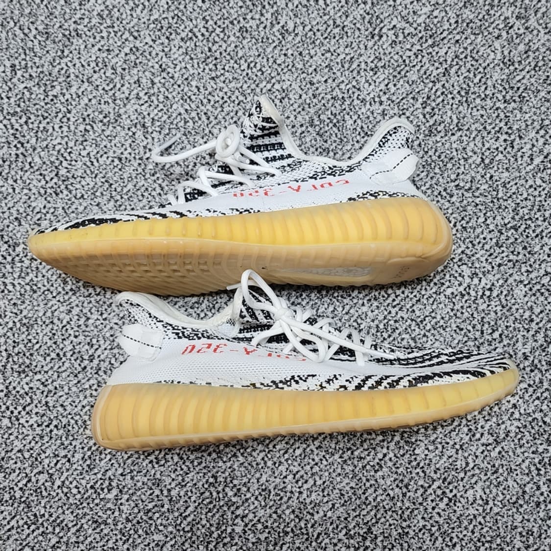 [285] 아디다스 이지부스트 350 V2 지브라 운동화 상품이미지2