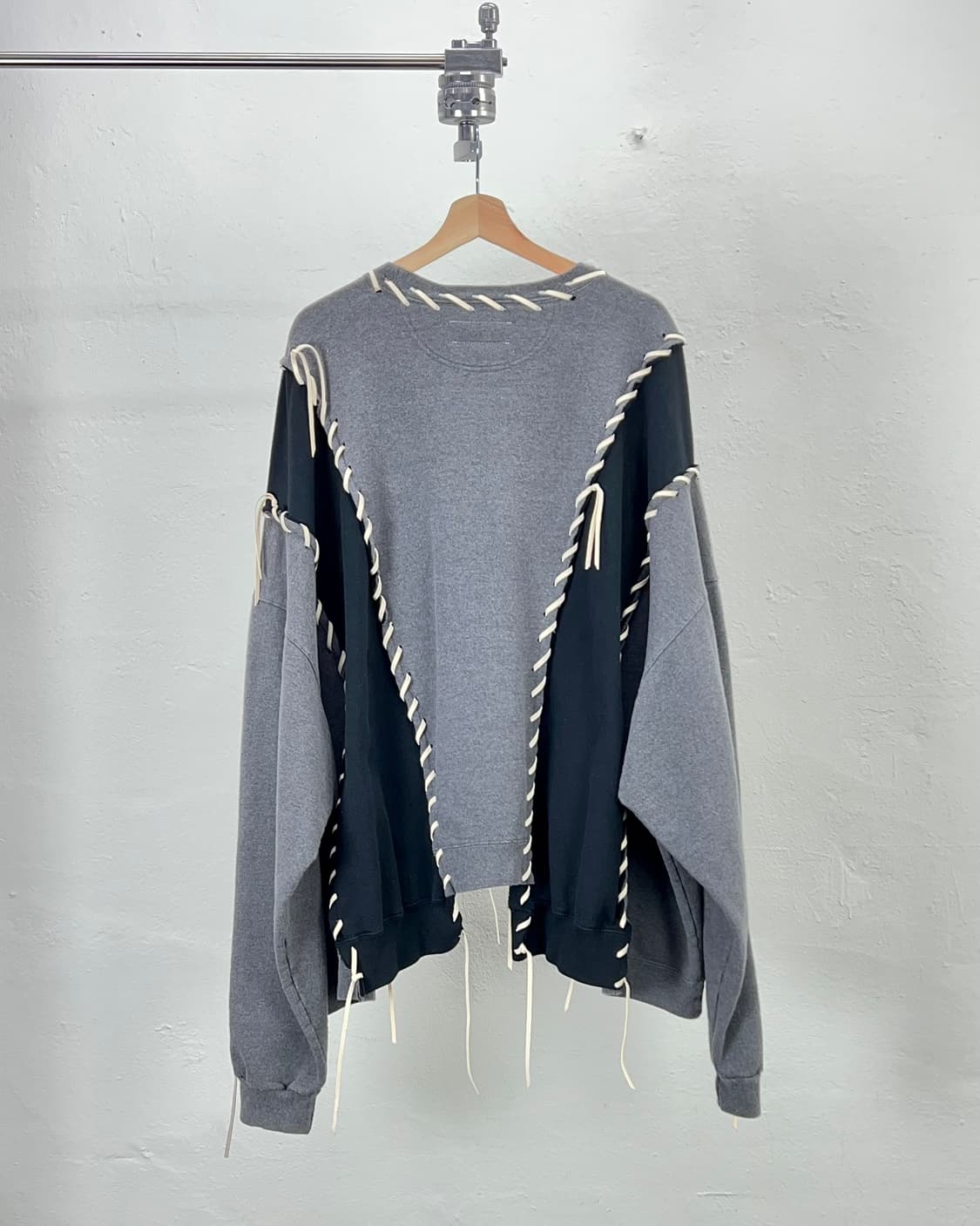 디스커버드 콘트라스트 챔피온 리메이크 오버 스웨트 셔츠 상품이미지6