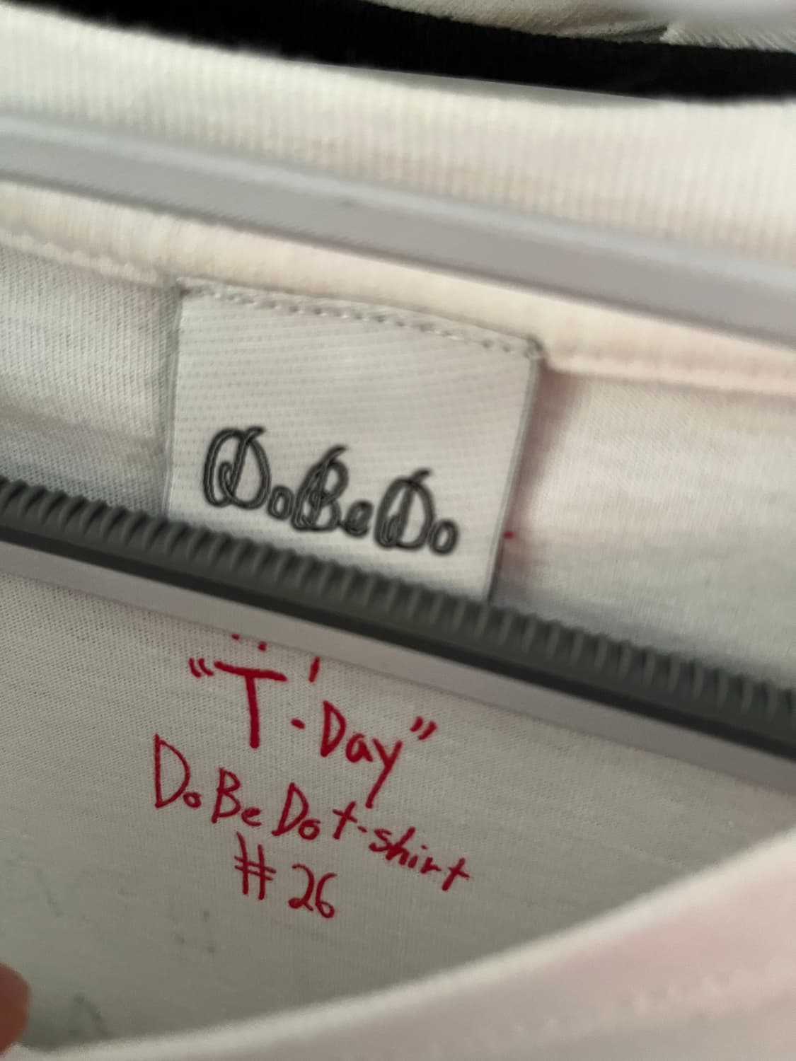 Dobedo T-shirt #026 by Abdul Kircher 상품이미지6