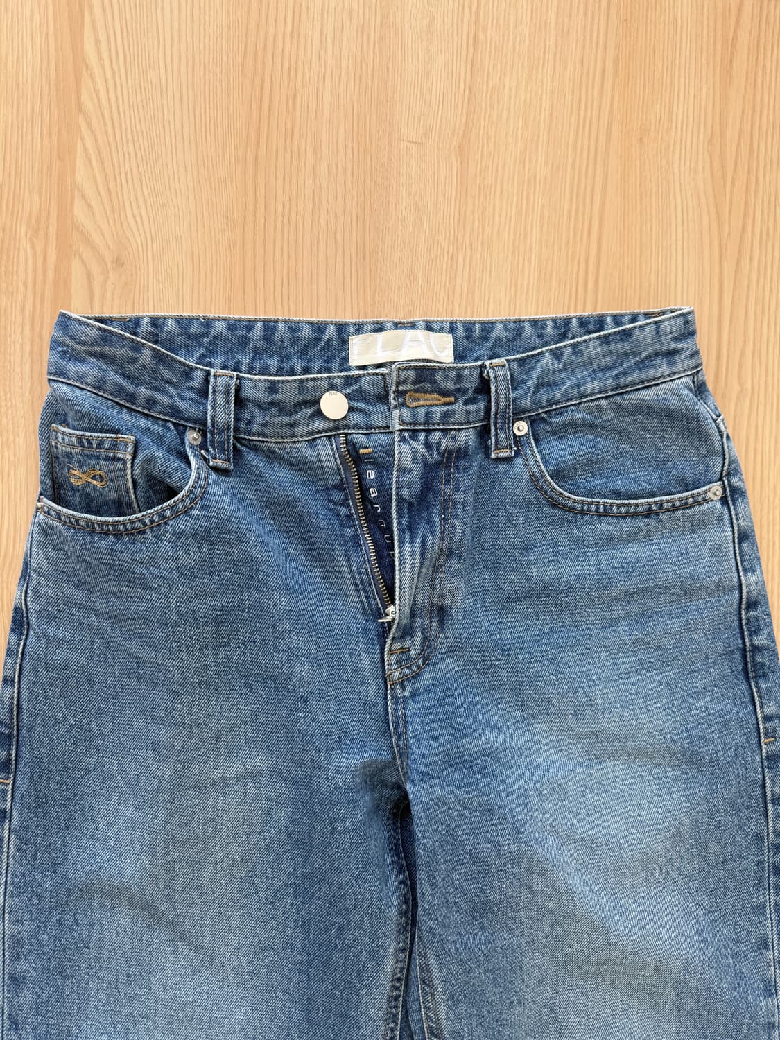 플랙 x 런업 콜라보 데님 라이트 블루 상품이미지3