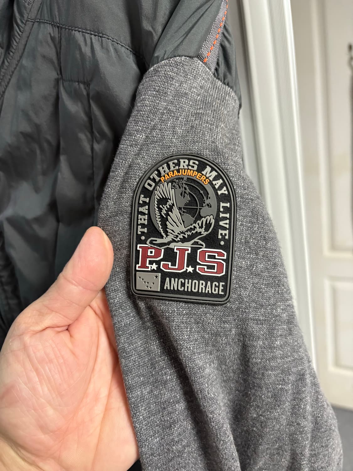 파라점퍼스 니트패딩 상품이미지3