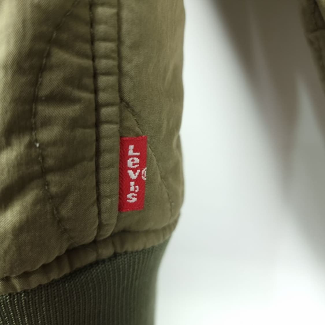 [리바이스] 퀄팅 퀼팅 블루종 봄버 자켓 카키 M19573 상품이미지4