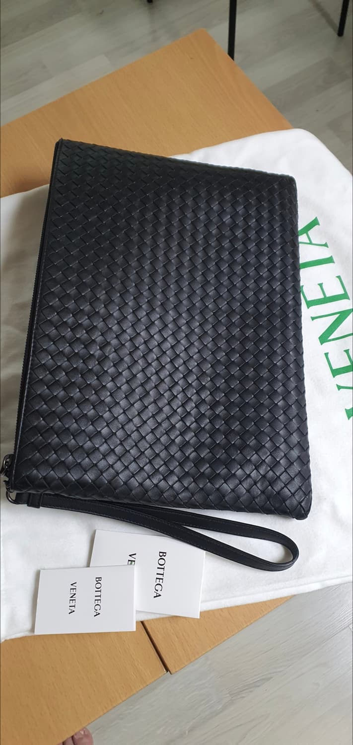 (미사용)보테가베네타 클러치/클러치백 라지 새상품급 정품(영수증O) 상품이미지2