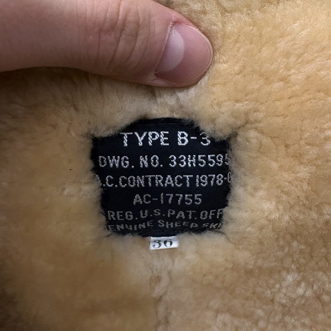 90s 미공군 B-3 TYPE 리얼레더 양털무스탕 플라이트 자켓 N484 상품이미지9