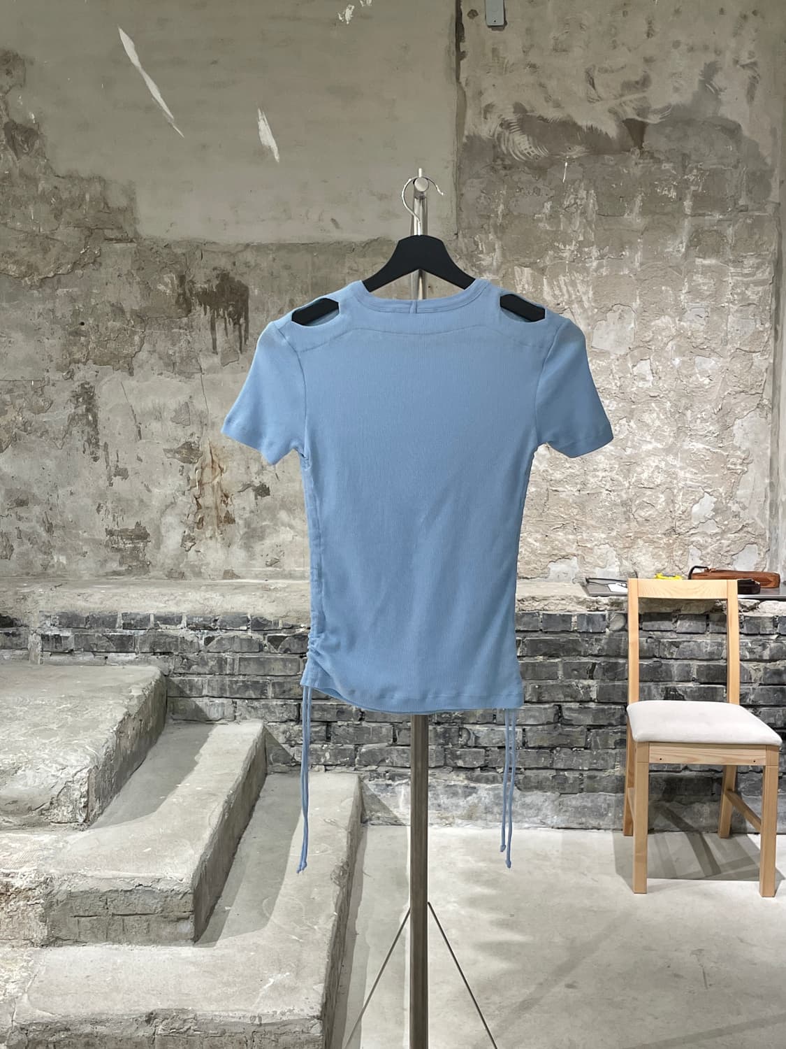 헬무트랭 스카이 블루 스트링 골지 하프 니트 상품이미지6