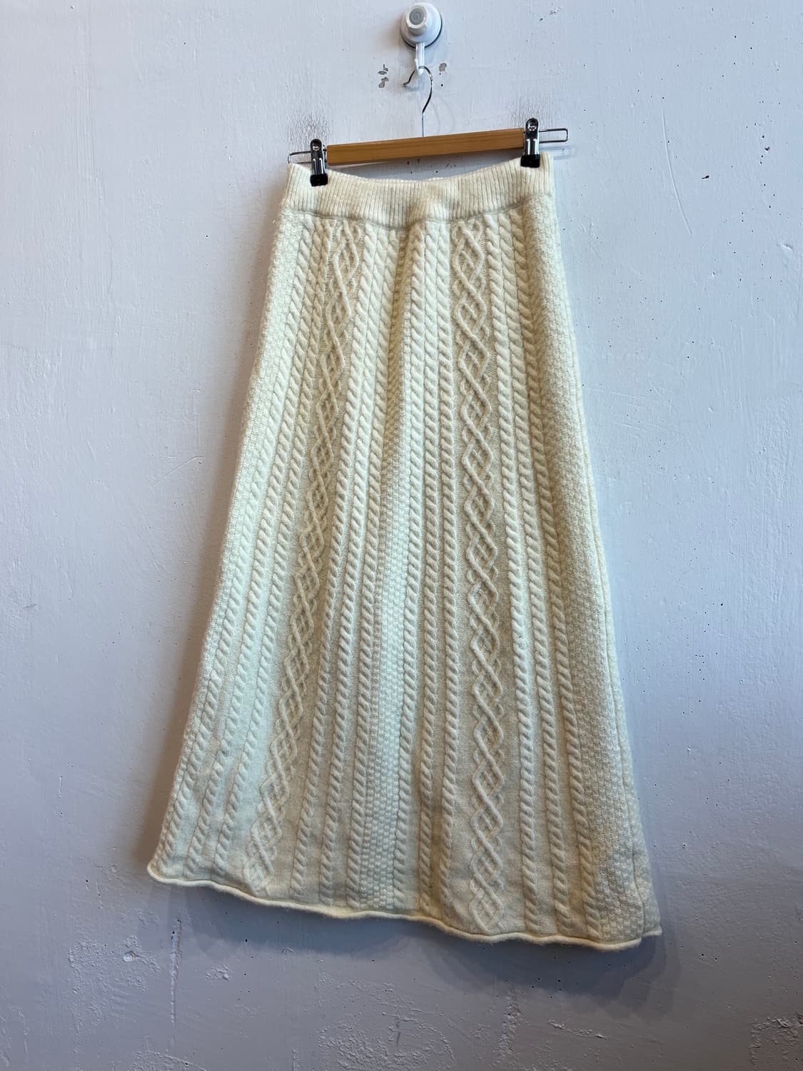 프릭스스토어 모헤어 케이블 울 스커트  상품이미지1