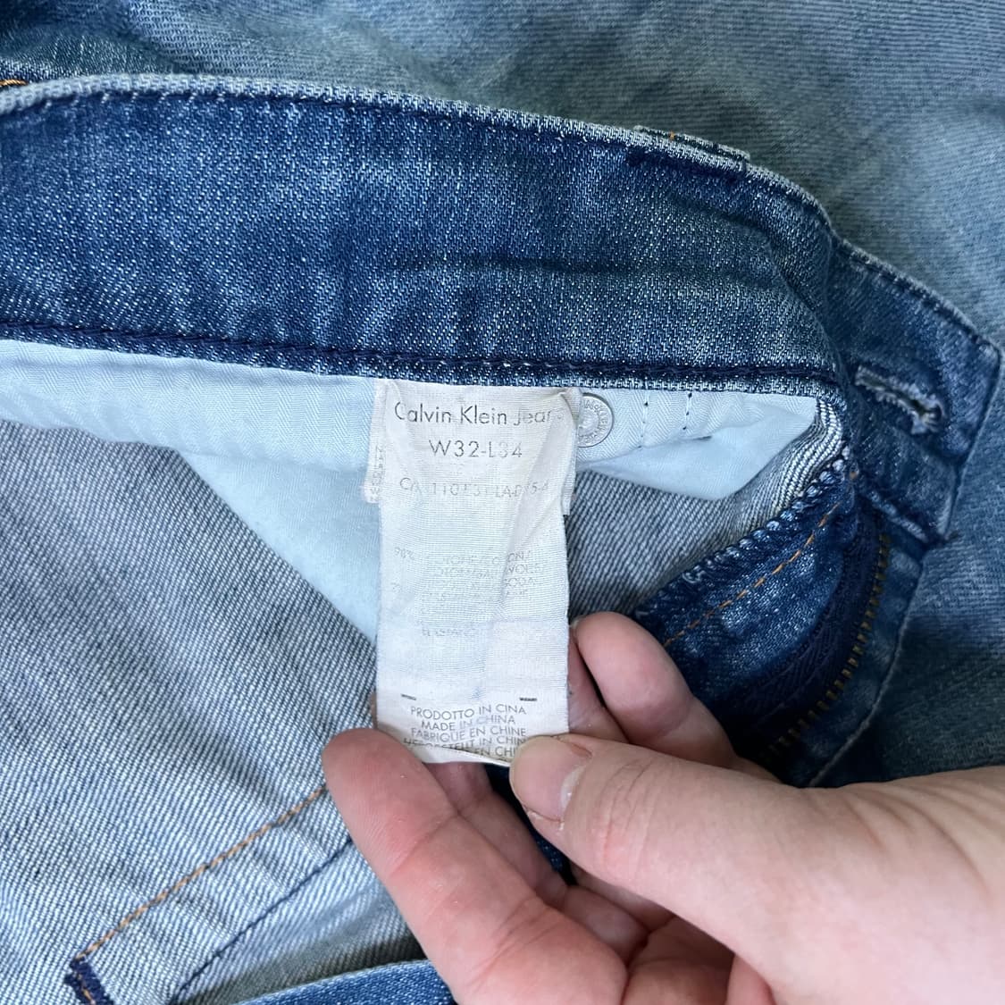 32 캘빈클라인진스 컷팅 데님 청바지 0330M 상품이미지3