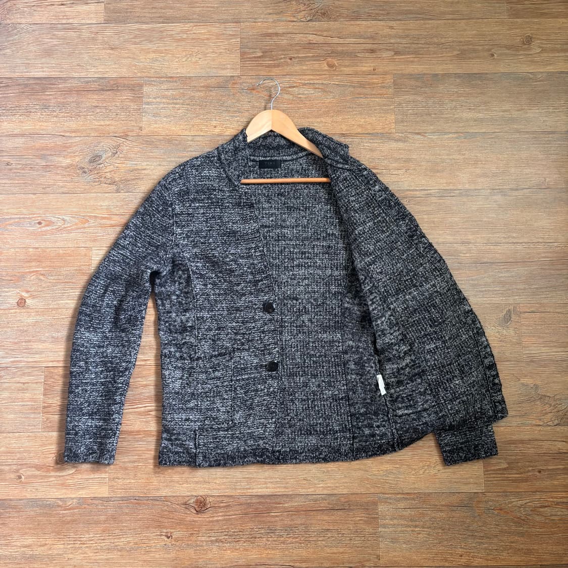 타임 니트 가디건 95 100 그레이 입체적인 디테일 실루엣 상품이미지2