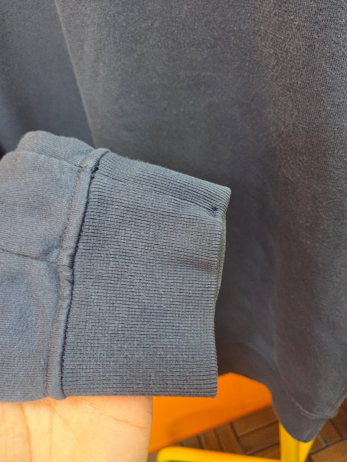 M 정품 스톤아일랜드 네이비 맨투맨 상품이미지4