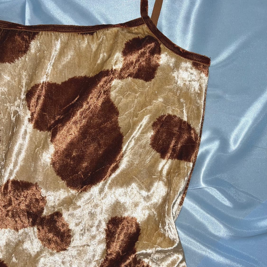 Vintage velvet cow top 빈티지 y2k 벨벳 탑 브라운 상품이미지2
