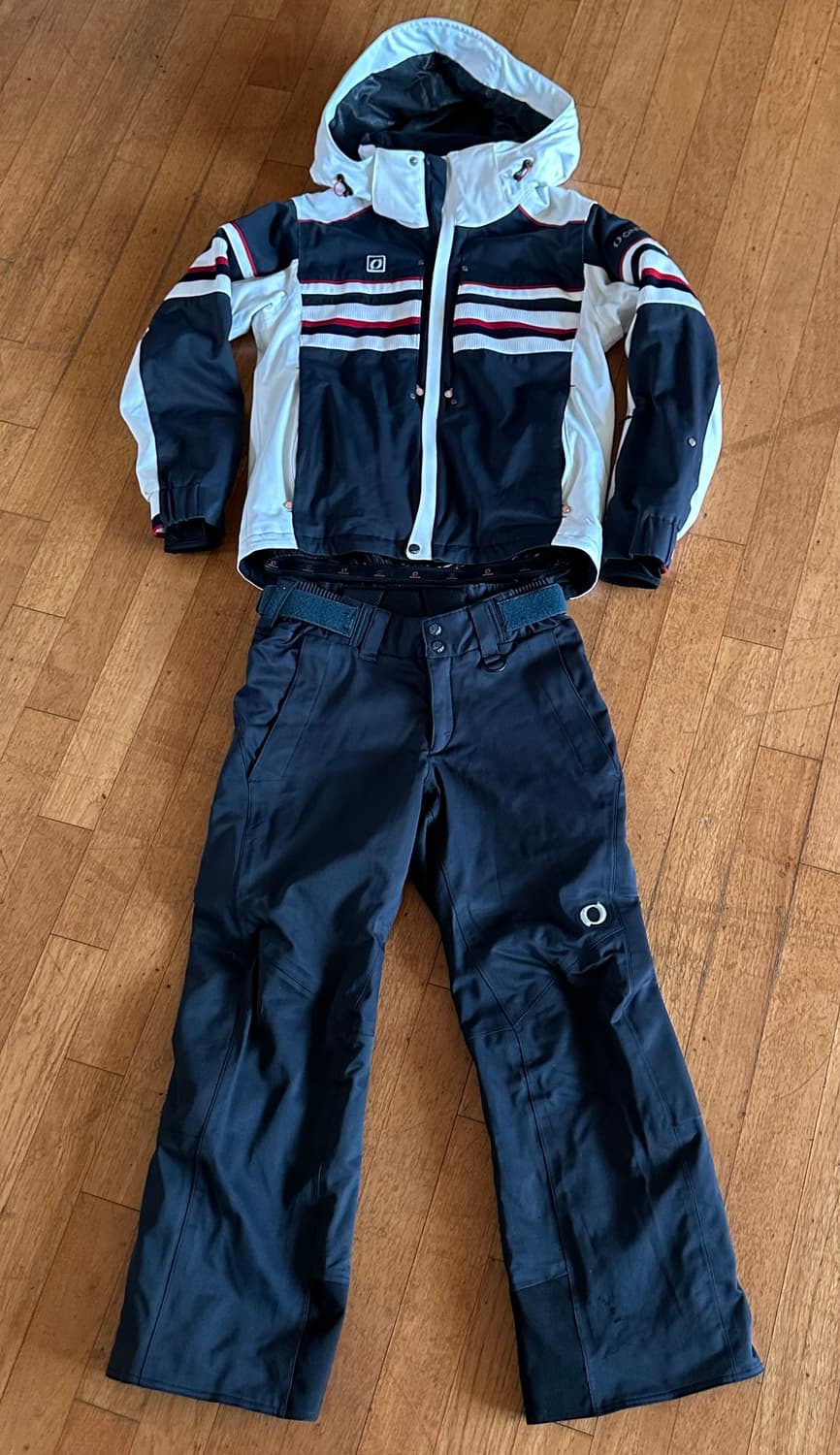 ONYONE 온요네 스키복 상하의 세트 S 상품이미지2