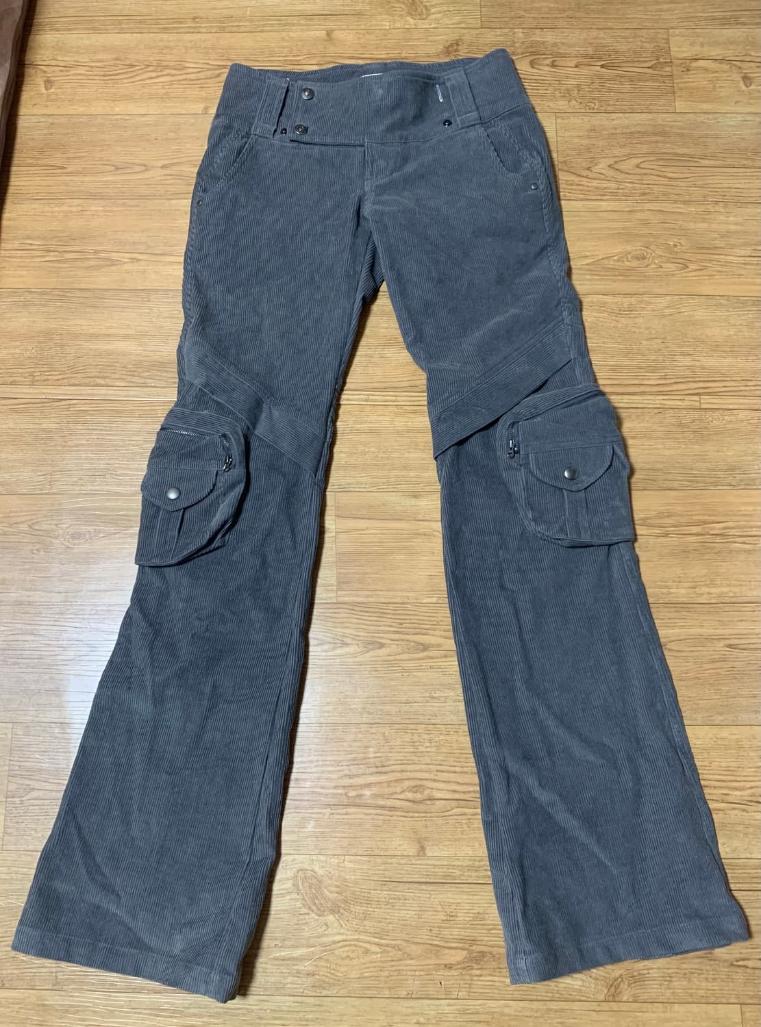 Bonnae 본네 Corduroy pocket pants 코듀로이 팬츠 상품이미지4