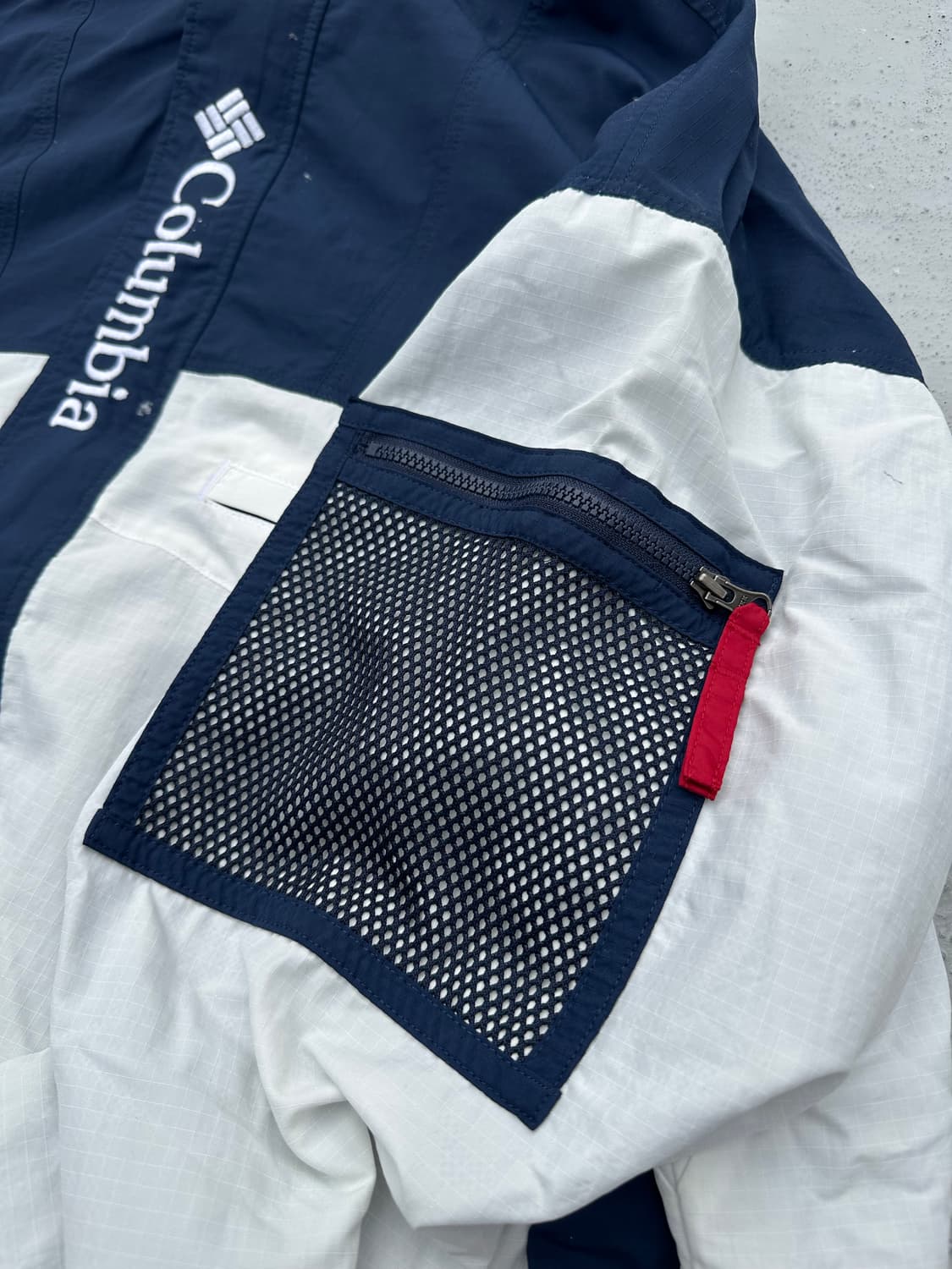 컬럼비아 바람막이 네이비/화이트 상품이미지3