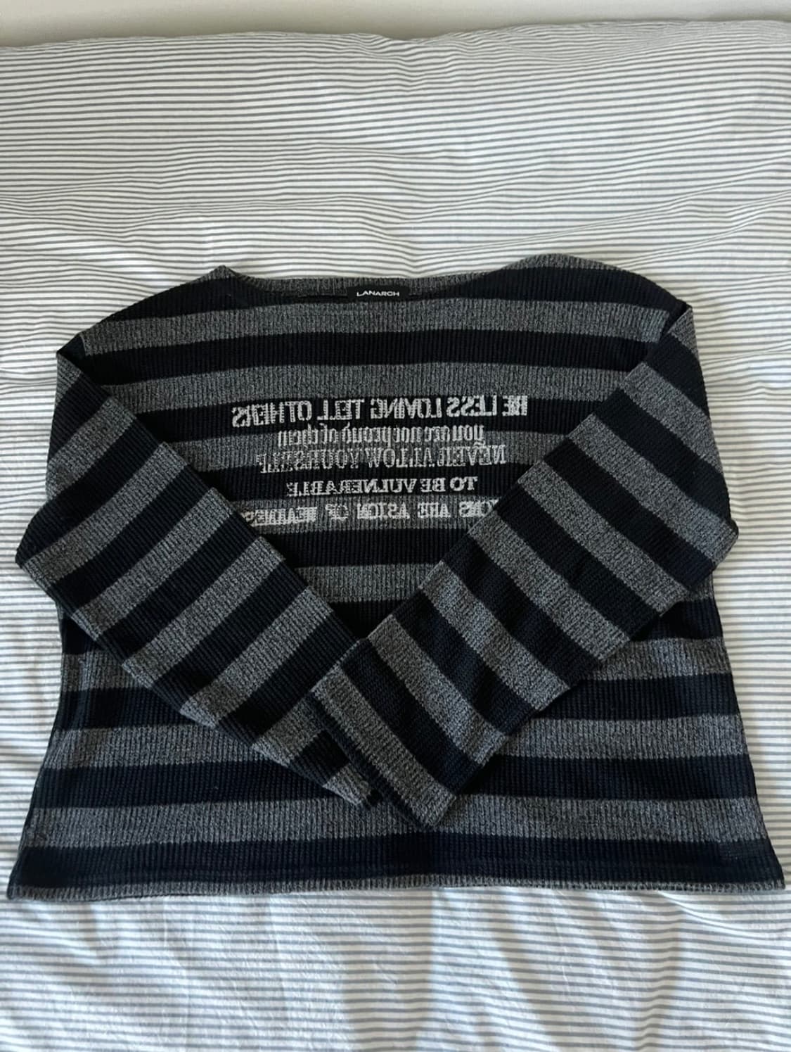랜아카이브 스트라이프 니트 상품이미지1