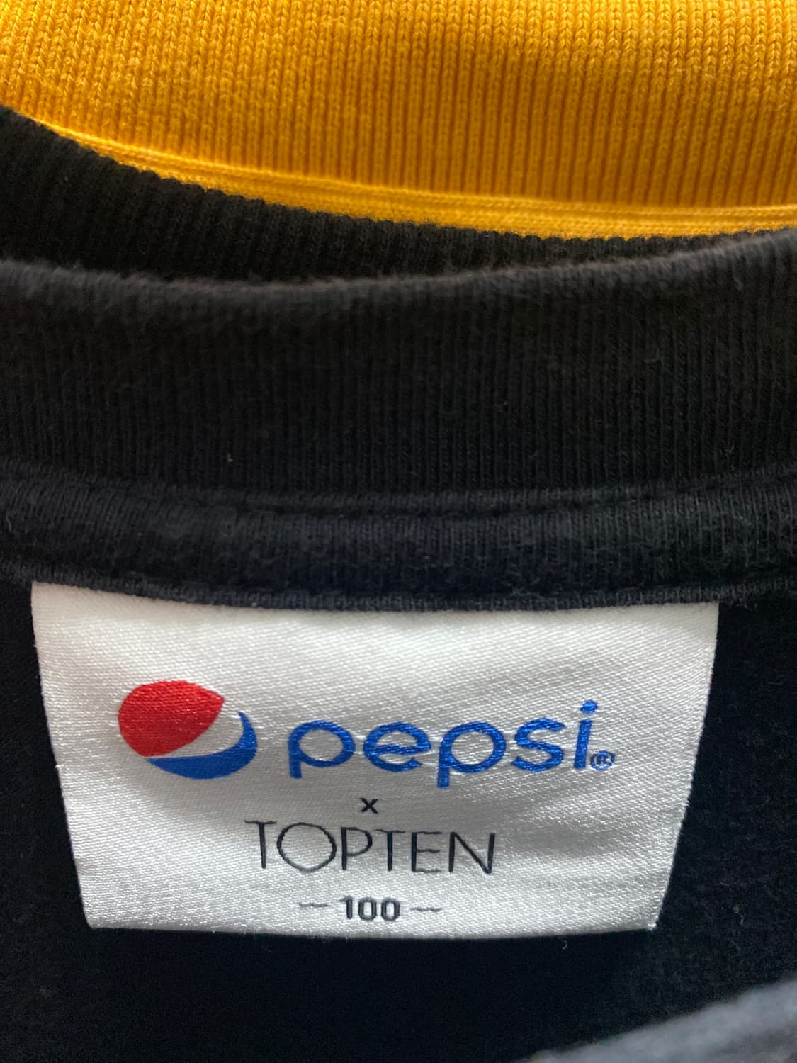 펩시 X 탑텐 블랙 그래픽 100 L 상품이미지5