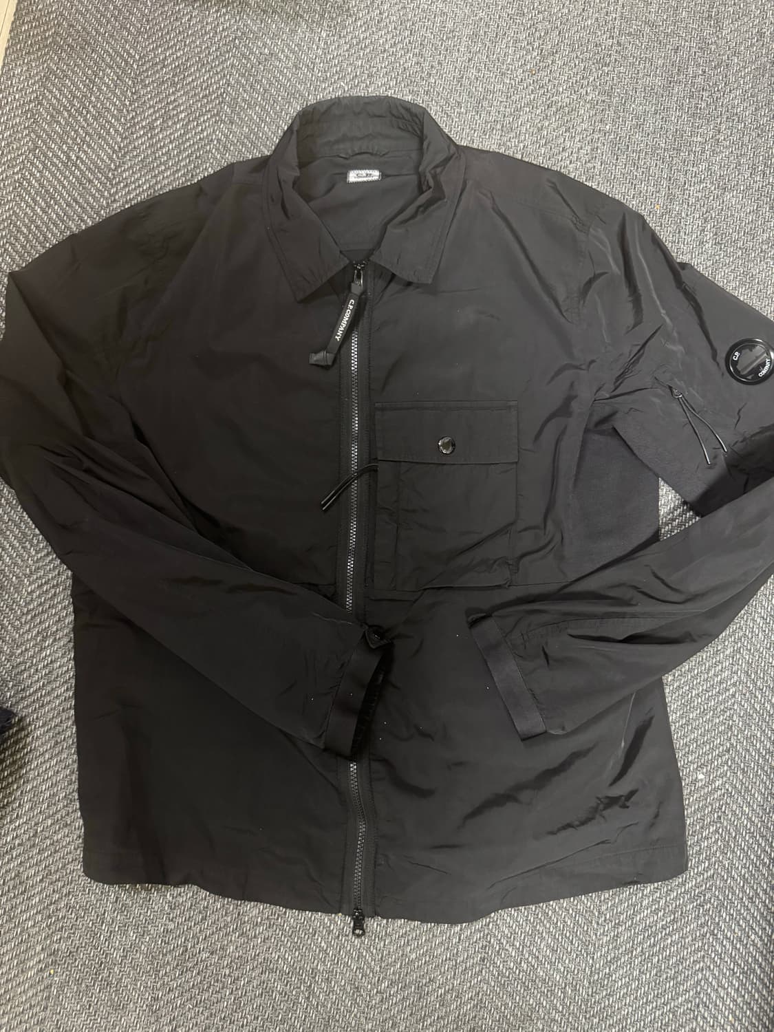 CP컴퍼니 나일론 오버셔츠 상품이미지1