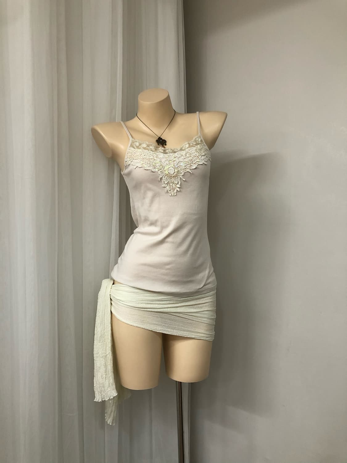 white fairy lace detail sleeveless 상품이미지2