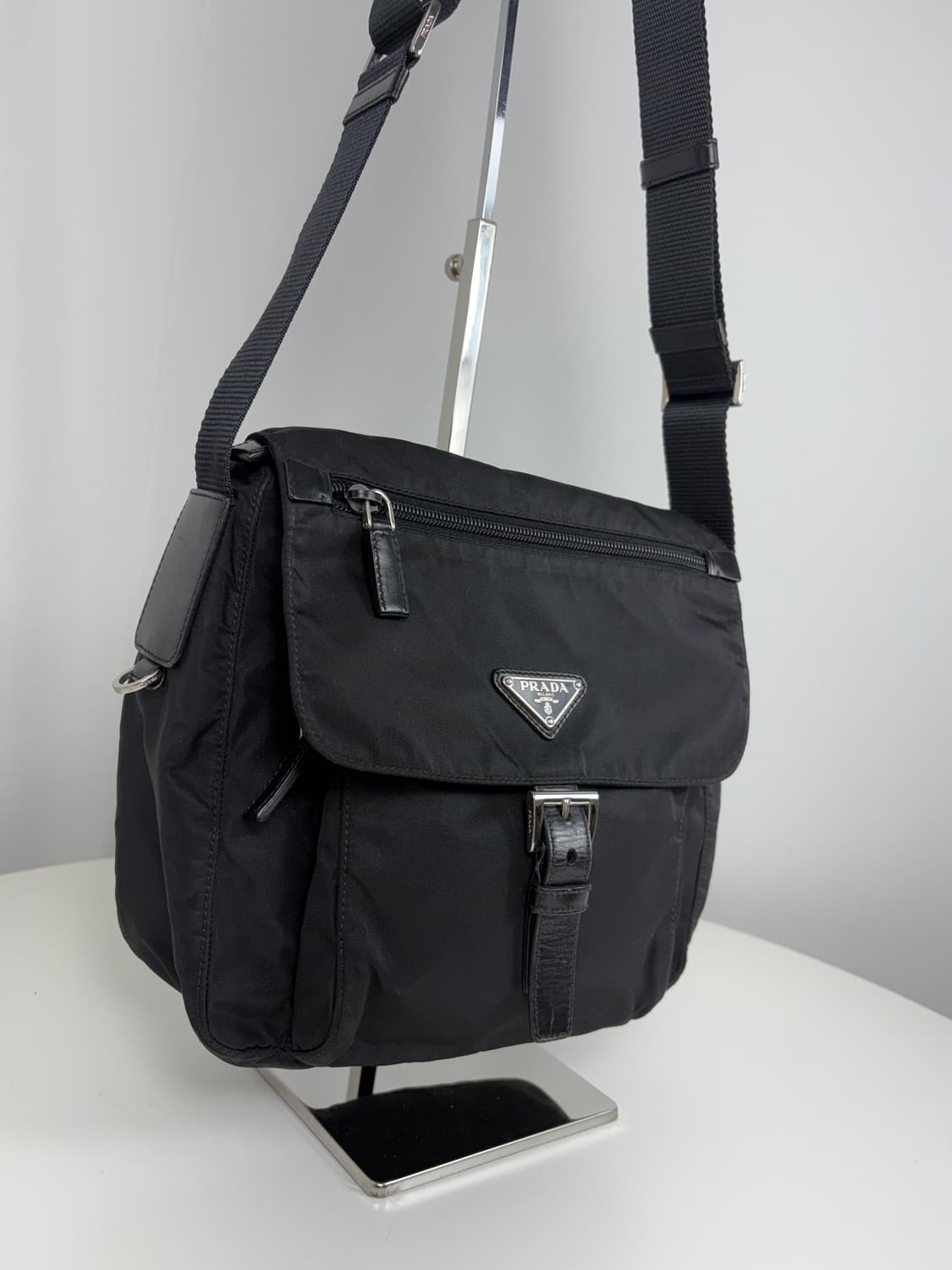 프라다 나일론 크로스백 메신저백 상품이미지2