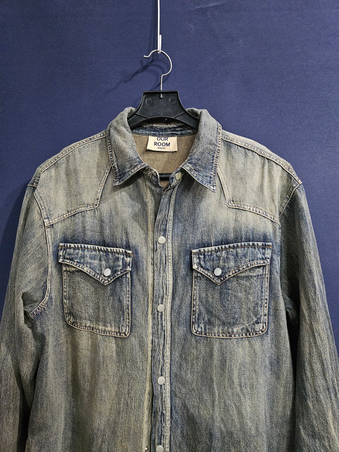 OURROOM 아워룸 네이비 남성 세미오버핏 100~105 데님 긴팔셔츠 상품이미지7