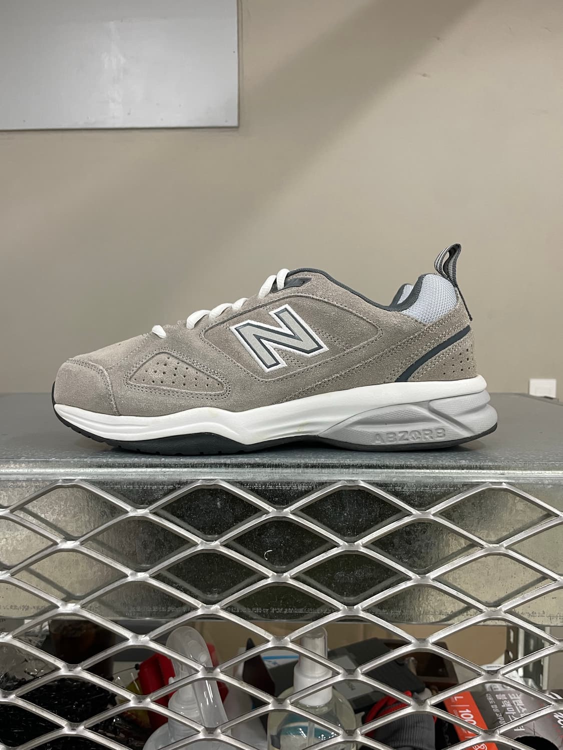 뉴발란스 624 스니커즈 260 상품이미지1