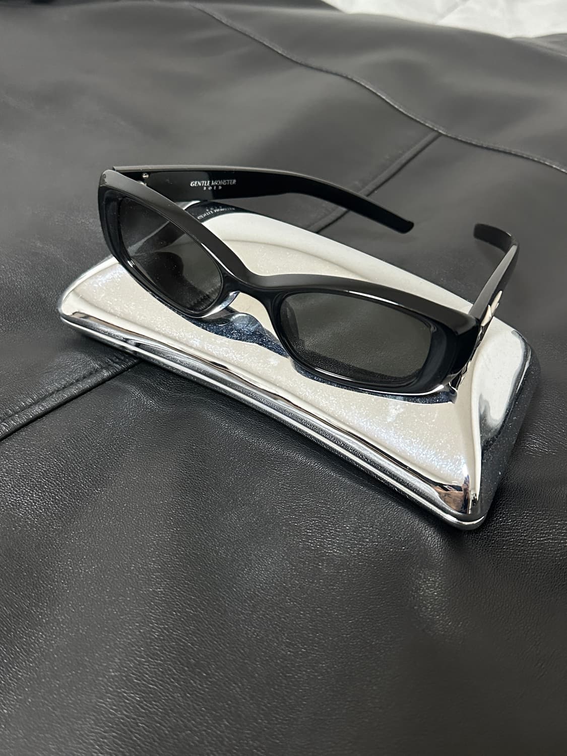 젠틀몬스터 릭스 01 상품이미지1