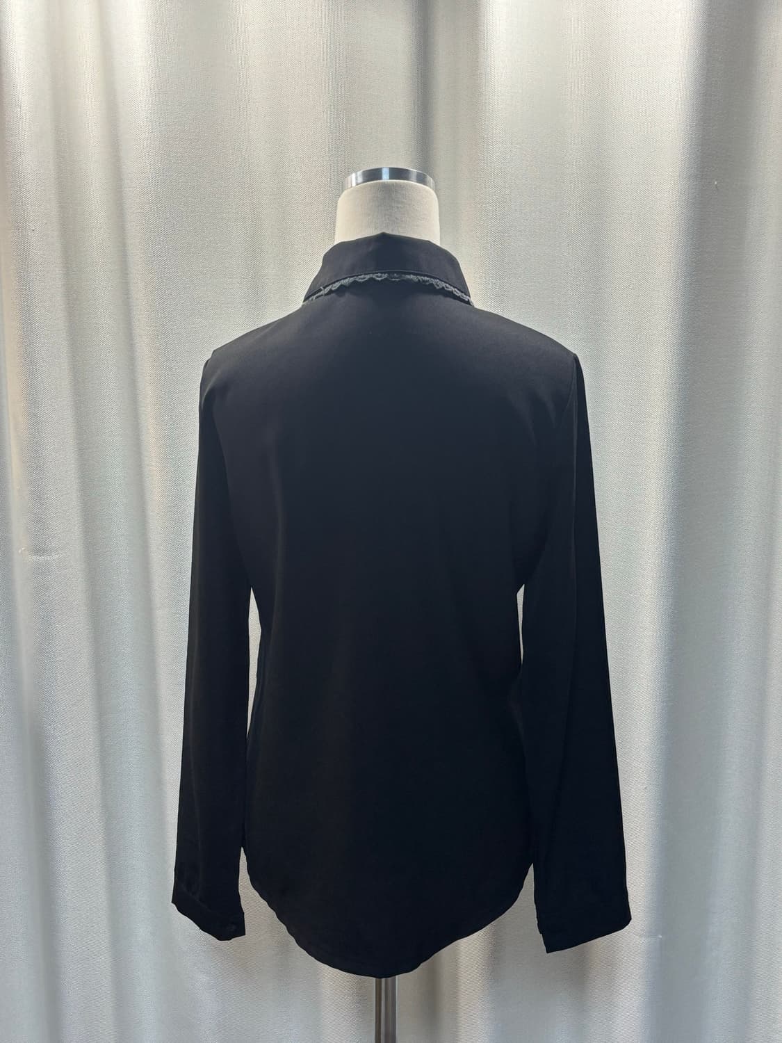 블랙 카라 셔츠 상품이미지3