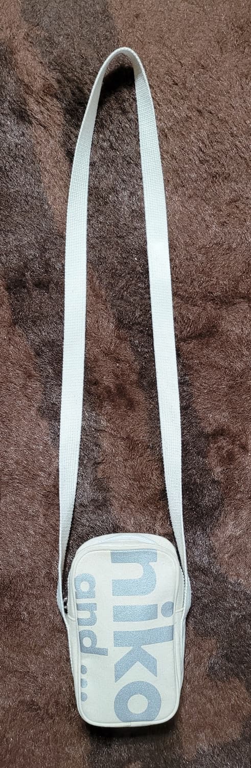 새제품 일본 니코앤드(Niko And...)  크로스백(11*19) 상품이미지5