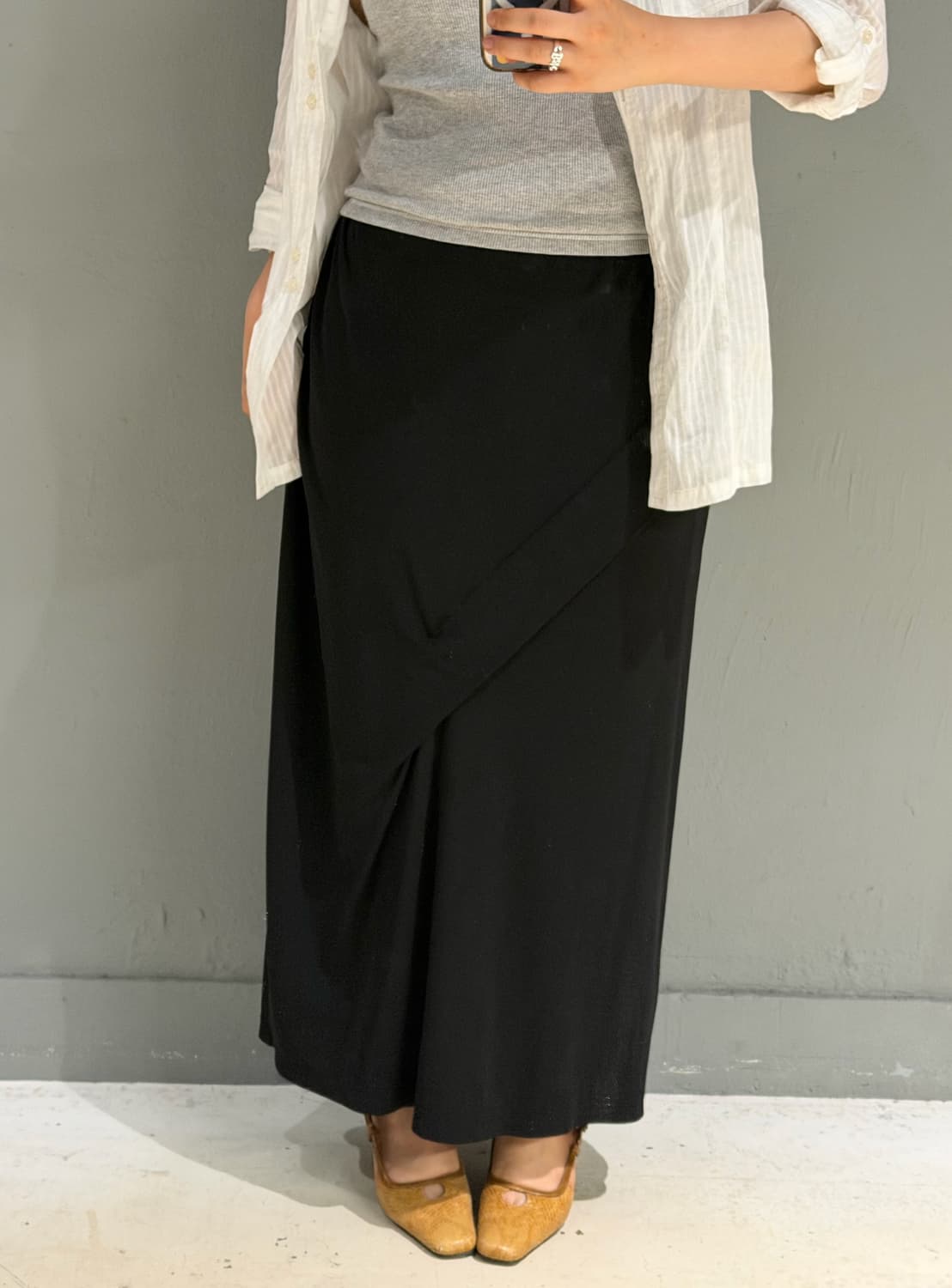 Drape wrap design maxi skirt 상품이미지2