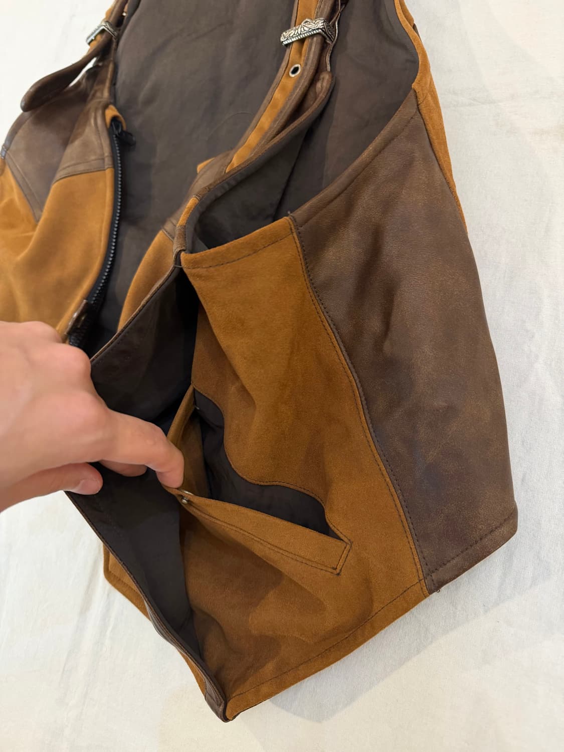 미발매 샘플) 앤더슨벨 웨스턴 브라운 스웨이드 베스트 백팩 상품이미지5