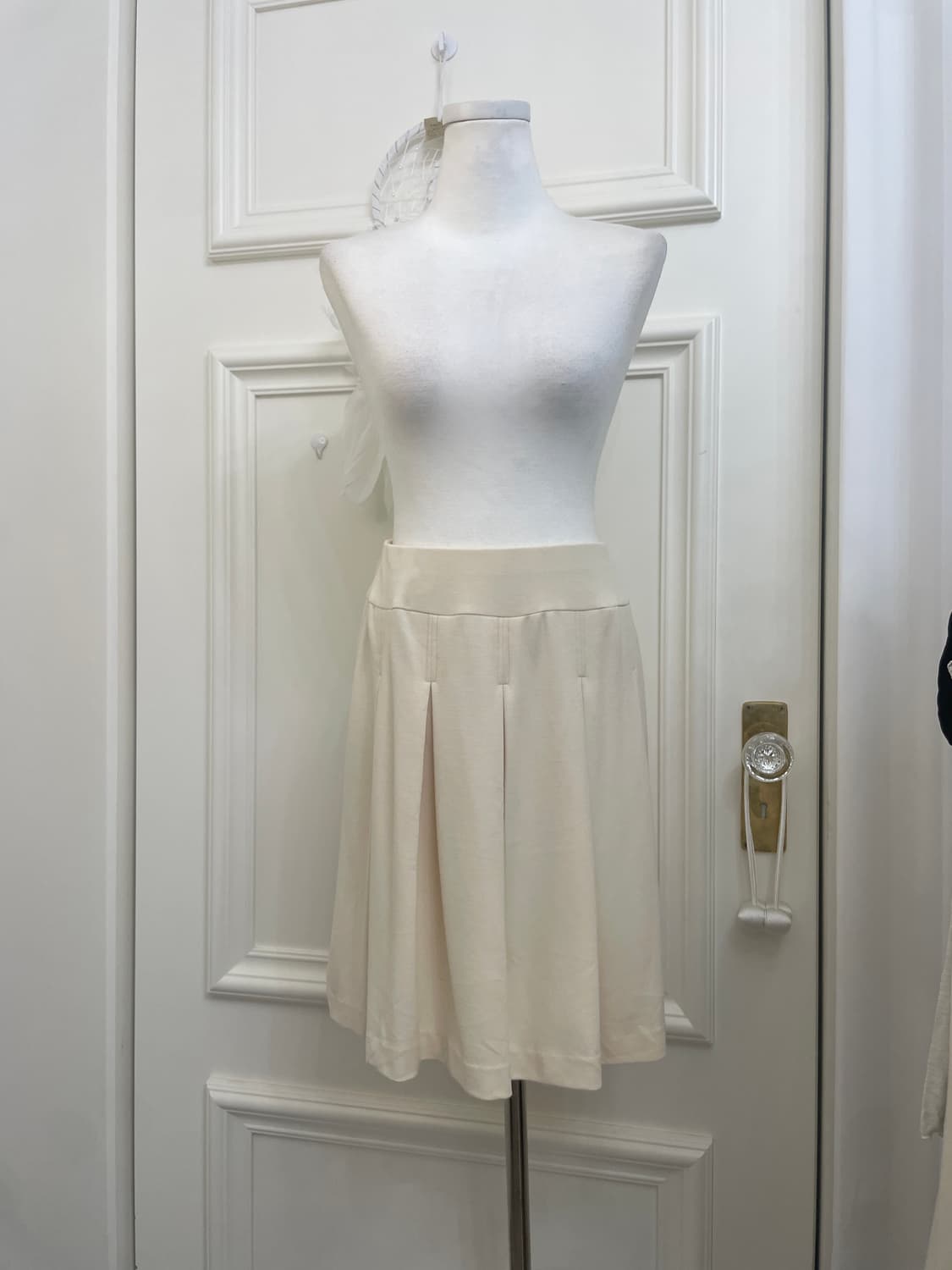cream pleats cotton midi skirt(size-M) 상품이미지1