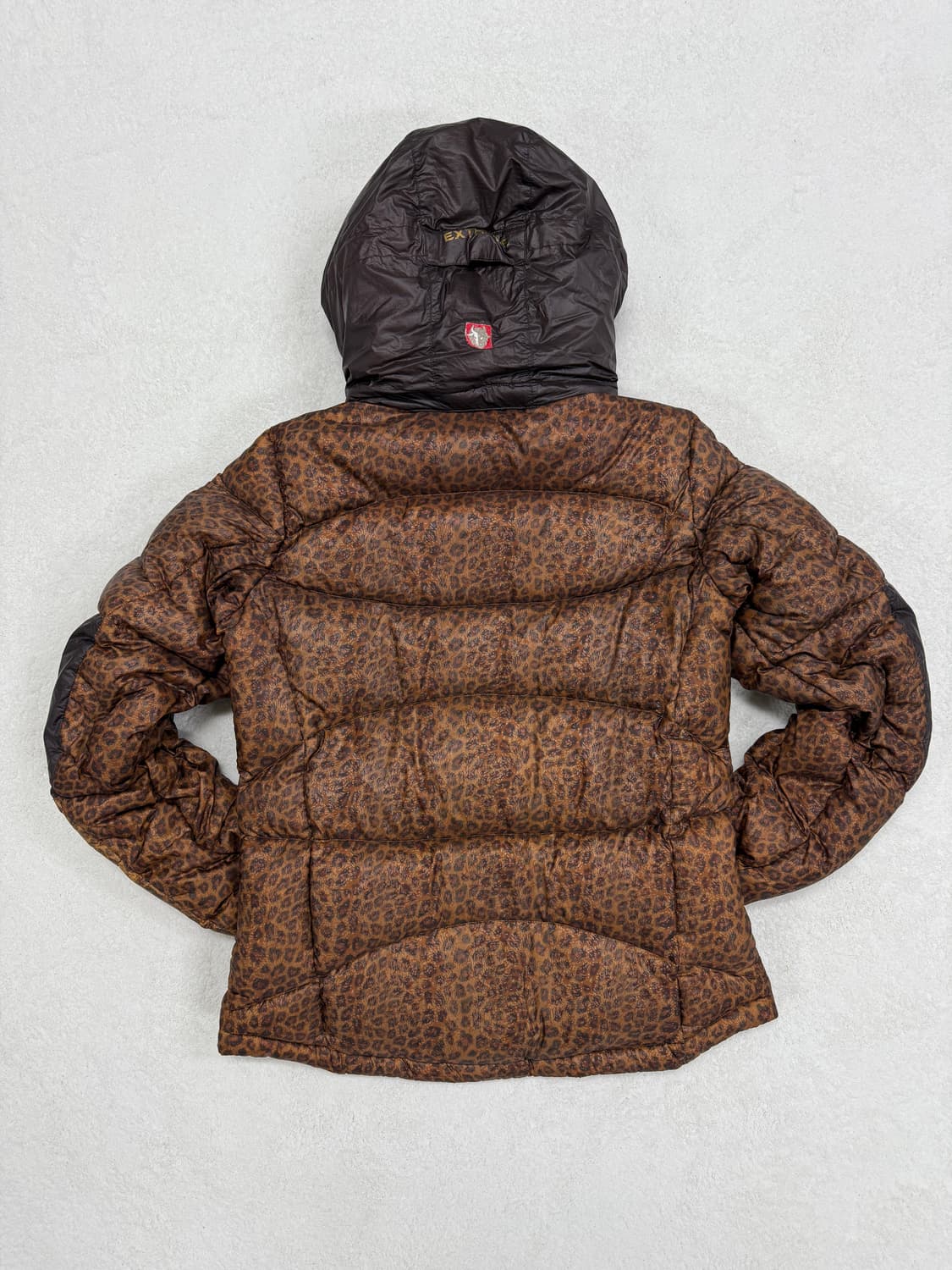 블랙야크 레오파드 구스다운 상품이미지7