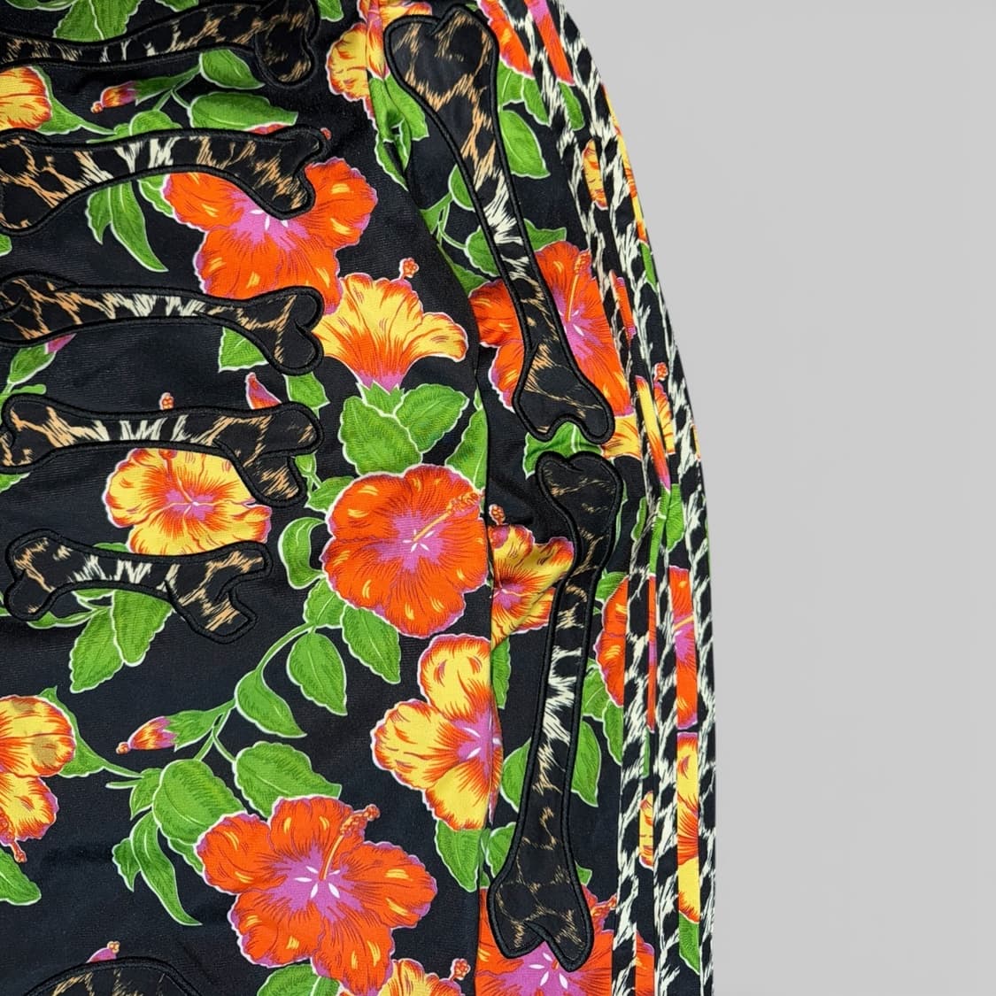 adidas x Jeremy Scott Bone Flower Jersey 상품이미지4