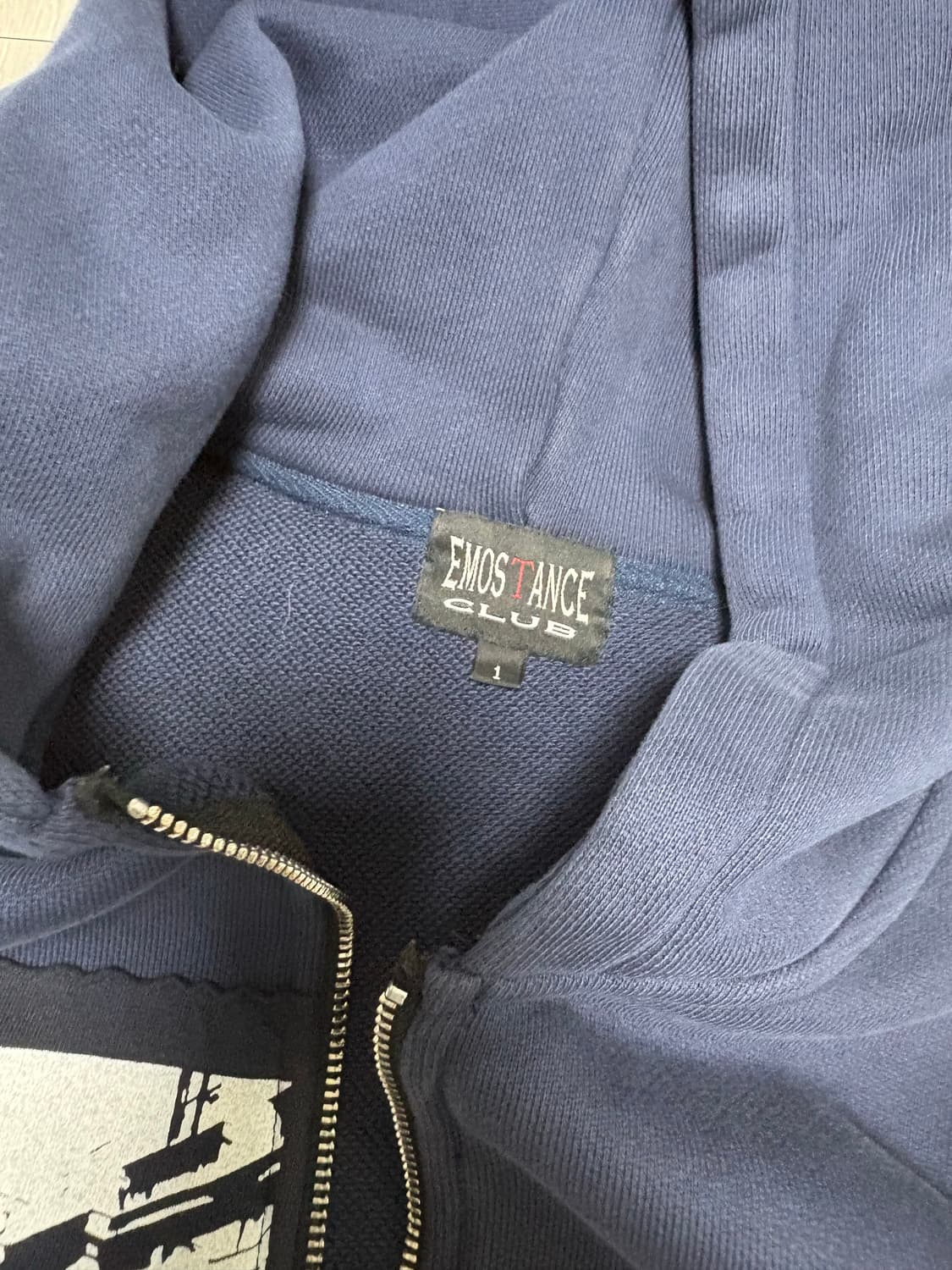 에모스탠스 네이비 후드 상품이미지3